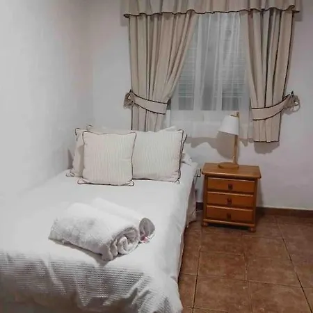 別荘 La Finca. Casa En Ciudad. Zona Residencial Muy Tranquila テルデ